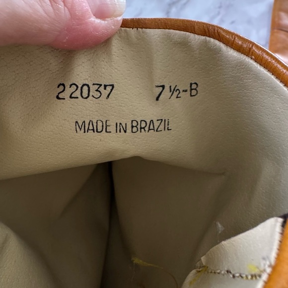 Vintage made in Brazil brown leather heeled boots size 7.5 - Picture 6 of 16